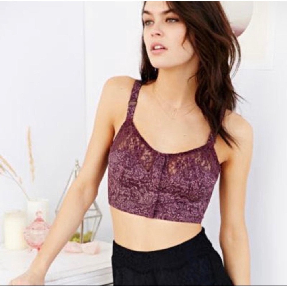Kimchi Blue Lace Bralette Crop Top Size Large – Coquette Y2K Urban Outfitters
